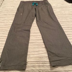 Figs XS Petite Heather Gray Scrub Pants (Kade)
